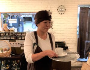 カフェ店主（かふぇてんしゅ）